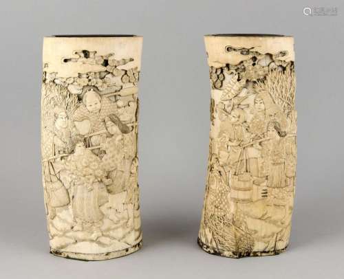 Pair of Paint Brushes, Japan, 19th C., Ivory. Extremely filigree, continuou