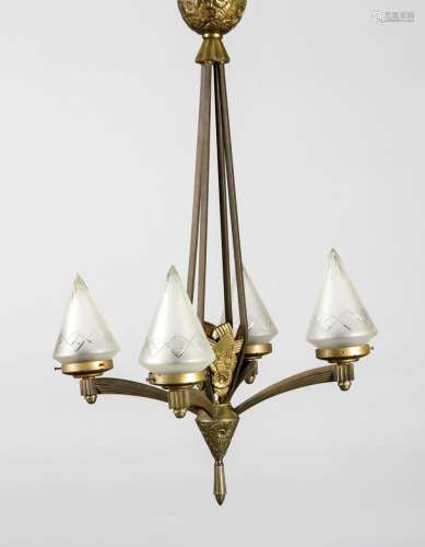 Art Déco Deckenlampe um 1920, elektr., 4-flg., Bronzegestänge mit stilisier