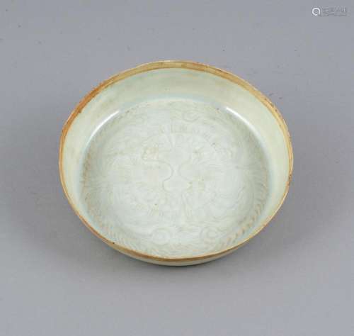 A Chinese bowl, Henan, grave find, ceramic, flat shape, incised decoration,