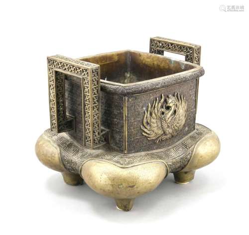 Four-legged incense burner with dragon and phoenix, China 19./20. Century,
