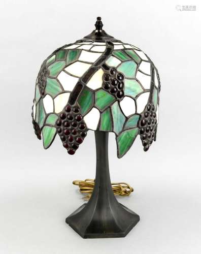 Tischlampe im Tiffany-Stil, Mitte 20. Jh., elektr., 1-flg., oktogonaler, au