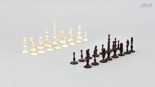 Complete set of chess pieces made of bone in light wooden box, filigree wor