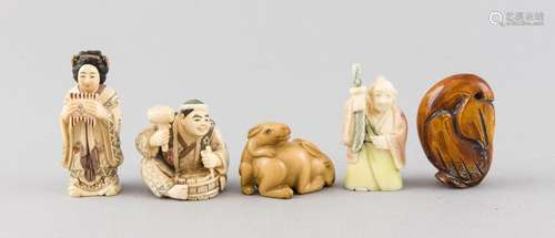 5 Netsuke, Japan, 5 x Bein, bis 6 cm