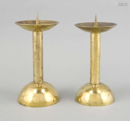 Two candlesticks, mid-20th century, brass, 1-wing, plain shaft about hemisp