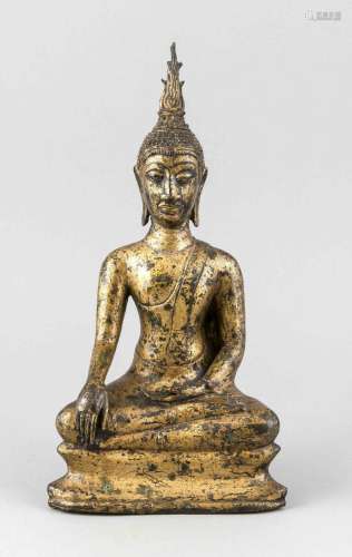 Buddha Shakyamuni, Asia, 19./20. Century, in Lotossitz, H. 29 cm