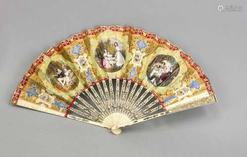 A folding fan with French choinoise decor, around 1900, bone and wax paper,