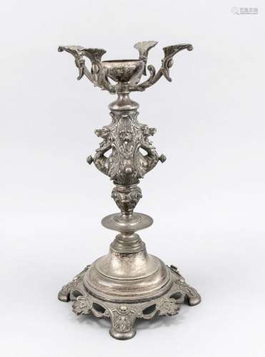 Early 19th century centerpiece, silver-plated brass, bell-shaped end with d
