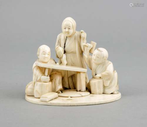 Okimono, Japan araound 1900, ivory, group of three figures, two of them in