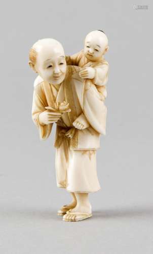 Ivory-netsuke, Japan, 19th century, man with child on his back, very detail