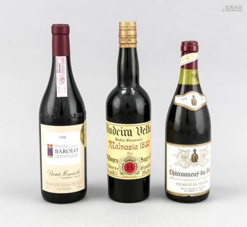 Drei Flaschen: 1x Rotwein Barolo Mascarello 1998, 1x Rotwein Chateauneuf du