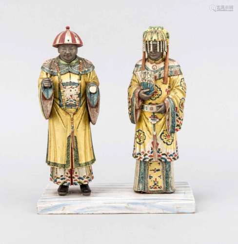 Chinese sculptor, 1st half of the 20th century, two figurines carved from l