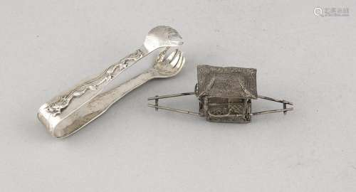 Sugar tongs and miniature litter, Asia, 20th cent., silver tested, tongs wi