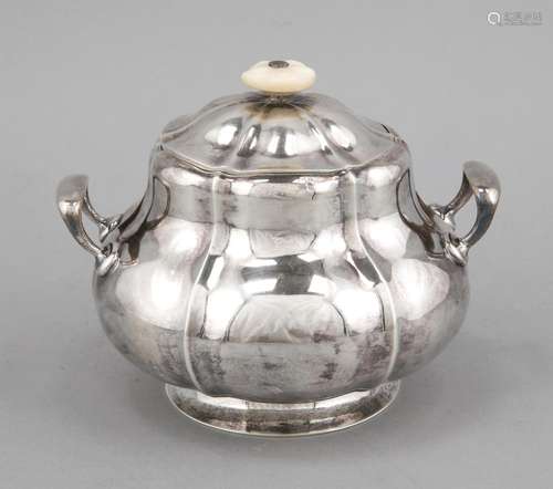 Round lidded box, hallmarked Russia, presumably 19th cent., marked Kordes,