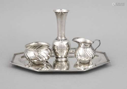 Compilation of four pieces, 20th cent., silver various fineness, cream and