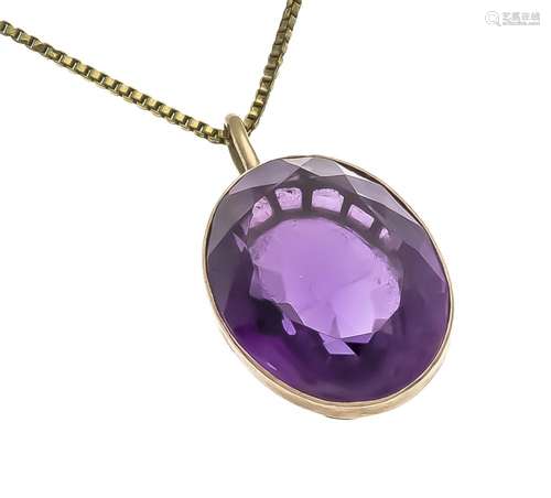 Amethyst pendant RG 585/000 with an oval fac. Amethyst 25 x 19.5 mm, L. 34