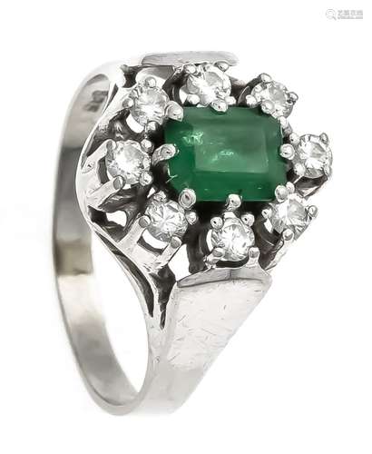 Emerald brilliant ring WG 585/000 with an emerald cut fac. Emerald 6 x 5 mm