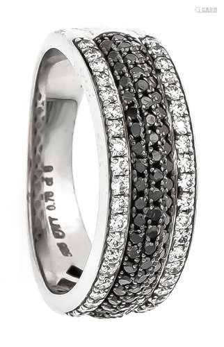 Brilliant ring WG 585/000 with diamonds, total 0.38 ct W / SI and black dia