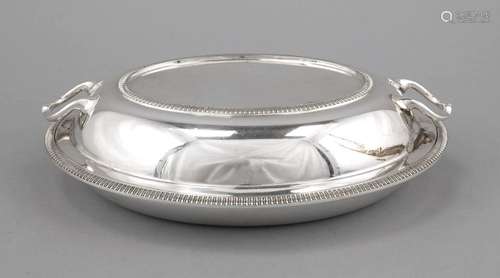 Oval warming dish, England, 20th century, plated, lid can be used as a bowl