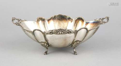 Oval bowl, 20th cent., silver 800/000, on 4 decorated feet, curved shape, w