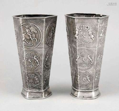 Pair of vases, The Netherlands, around 1900, silver 833/000, 6-cornered sta