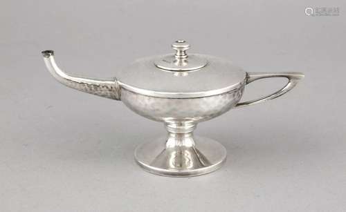 Oil lamp, 20th cent., plated, round base, short shaft, bulgy body, sidely a