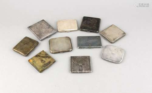 Compilation of eight cigarette cases and powder boxes, 20th cent., differen