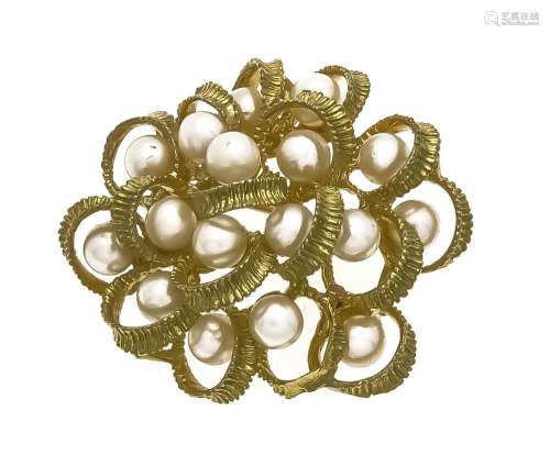 Akoya brooch GG 585/000 with 16 Akoya pearls 5 mm, L. 40 mm, 17.7 g