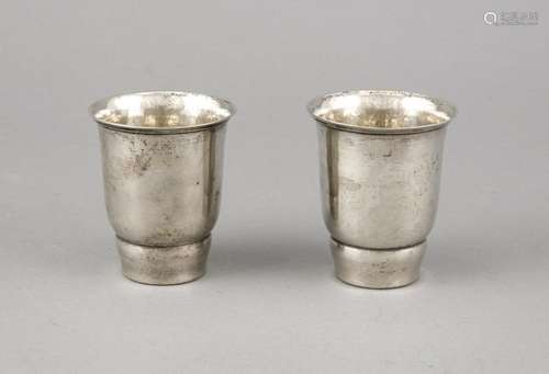 Pair of beakers, Denmark, 1939, silver 826/000, round base, flared lip rim,