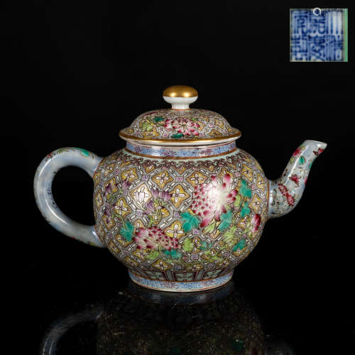 19th Jiaqing Mark and of the period Enamelled Tea Pot