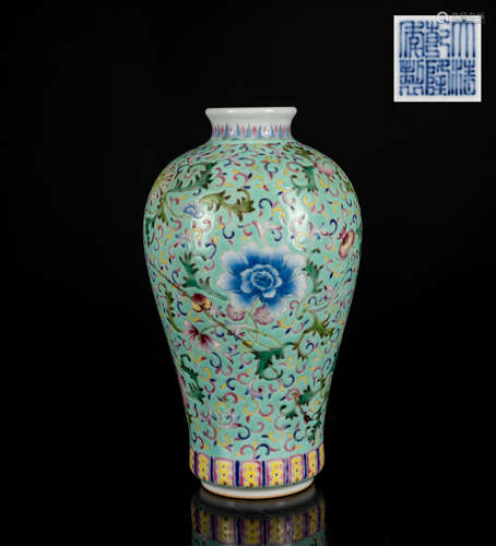 Qianlong Mark Antique Enamel Vase