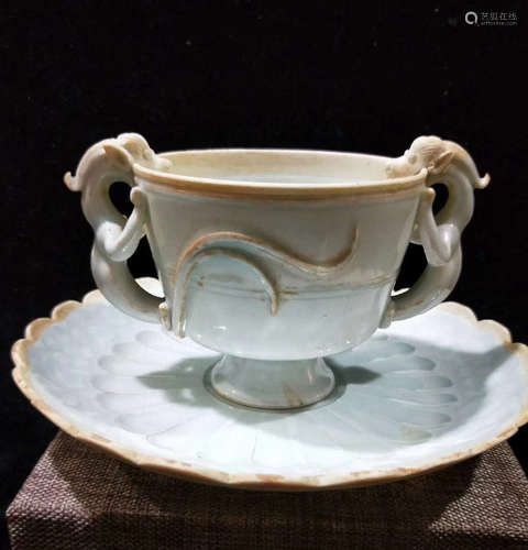 A HUTIAN KILN BLUISH WHITE GLAZED TEACUP AND HOLDER