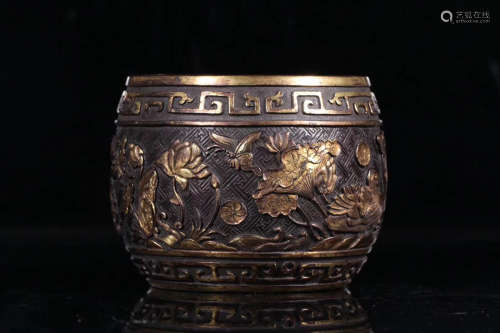 A LOTUS AND DUCKS PATTERN CENSER