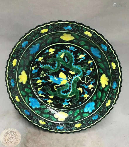 A FAHUA GLAZE FLORAL RIM CHARGER