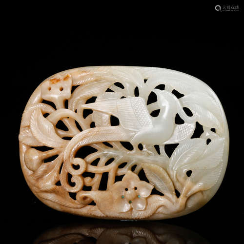 CHINESE JADE CARVED PLAQUE IN OPEN WORK