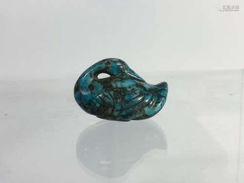 CHINESE TURQUOISE CARVED GOOSE PENDANT