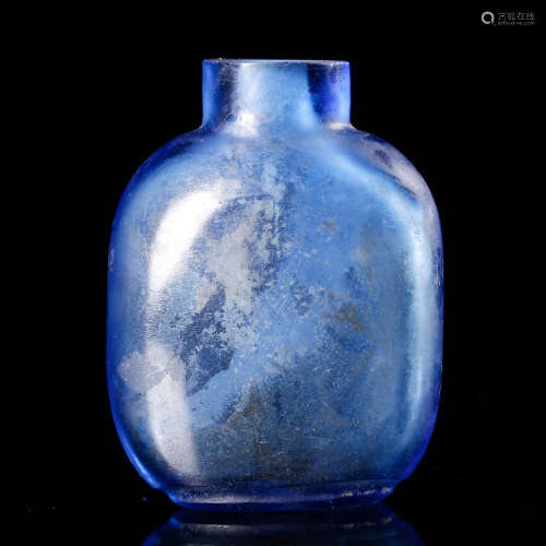 CHINESE BLUE GLASS SNUFF BOTTLE