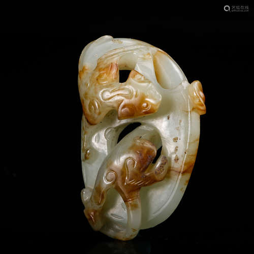 CHINESE CELADON JADE CHILONG PENDANT