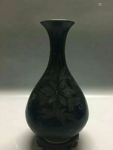 A JIZHOU YAO VASE