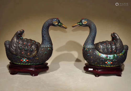 PAIR CLOISONNE LOVE DUCK SHAPED FIGURES