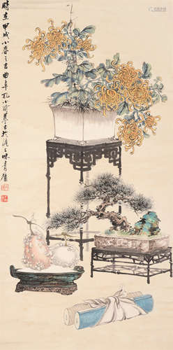 孔小瑜（1899～1984） 1934年作 菊花博古 立轴 设色纸本