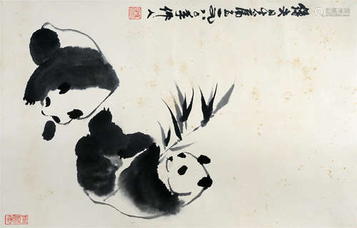 CHINESE SCROLL PAINTING OF PANDA