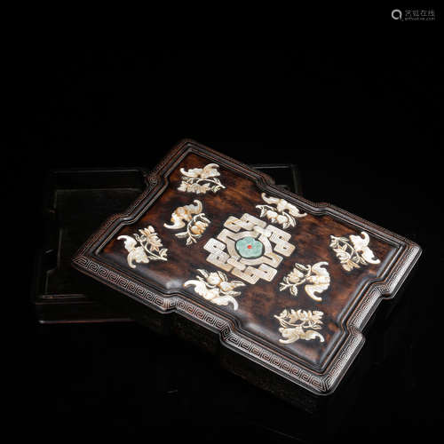 CHINESE WOODEN BOX INLAID MOTHER OF PEARL