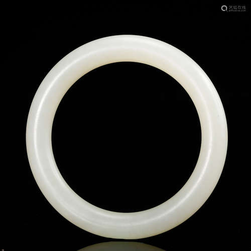 CHINESE WHITE JADE BANGLE