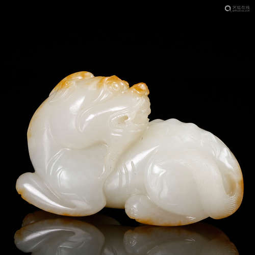 CHINESE WHITE JADE BEAST