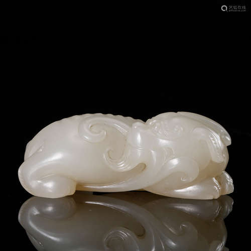 CHINESE WHITE JADE CARVED BEAST