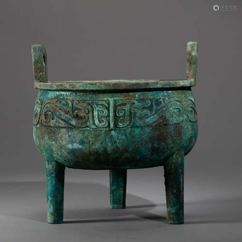 CHINESE  BRONZE VESSELS “DING