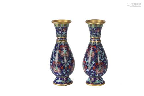 A PAIR OF JAPANESE MEIJI PERIOD CLOISONNE VASES