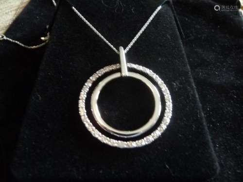 1 CARAT DIAMOND ENCRUSTED DUAL RING PENDANT NECKLACE