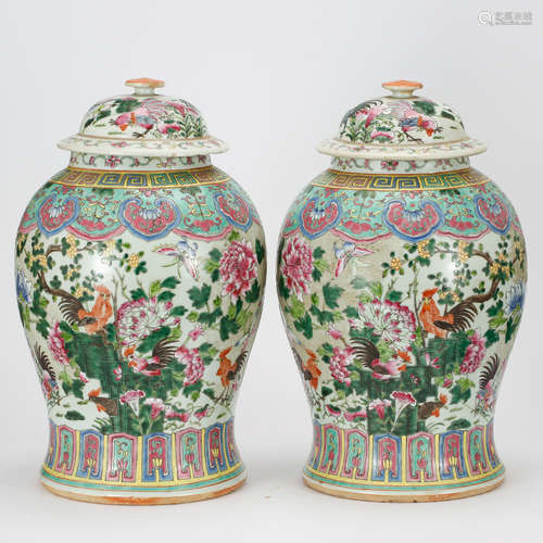 CHINESE FAMILLE ROSE PORCELAIN GINGER JAR