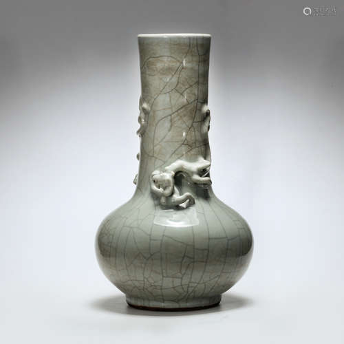 CHINESE CRACKLE GLAZED PORCELAIN DRAGON VASE